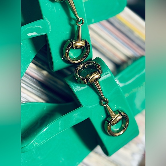 NWOT - Jeffrey Campbell “A Lil Bit” Patent Embellished Sandal Shiny Green - 6 US - Picture 4 of 13